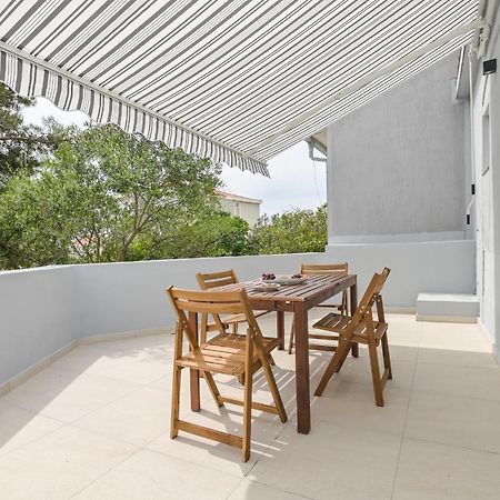 Double L House Apartman Novalja Kültér fotó
