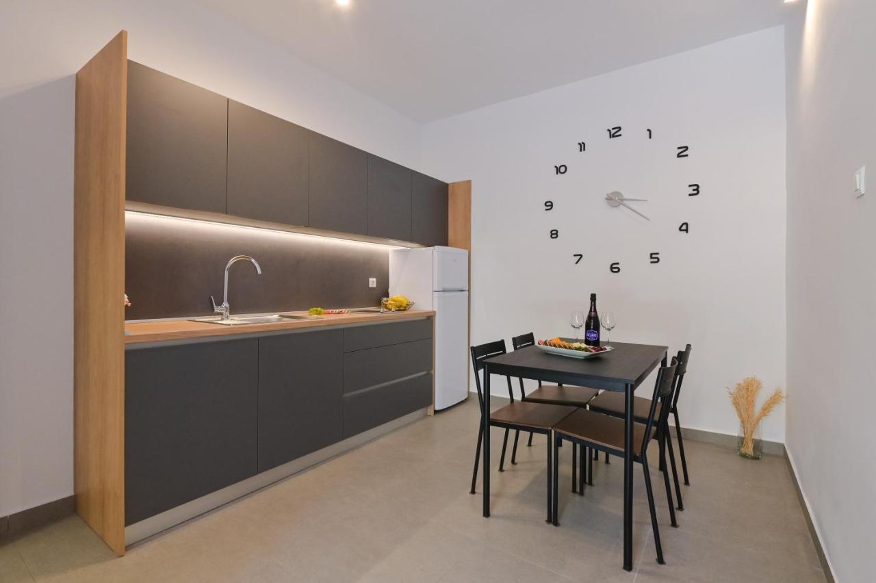 Double L House Apartman Novalja Kültér fotó